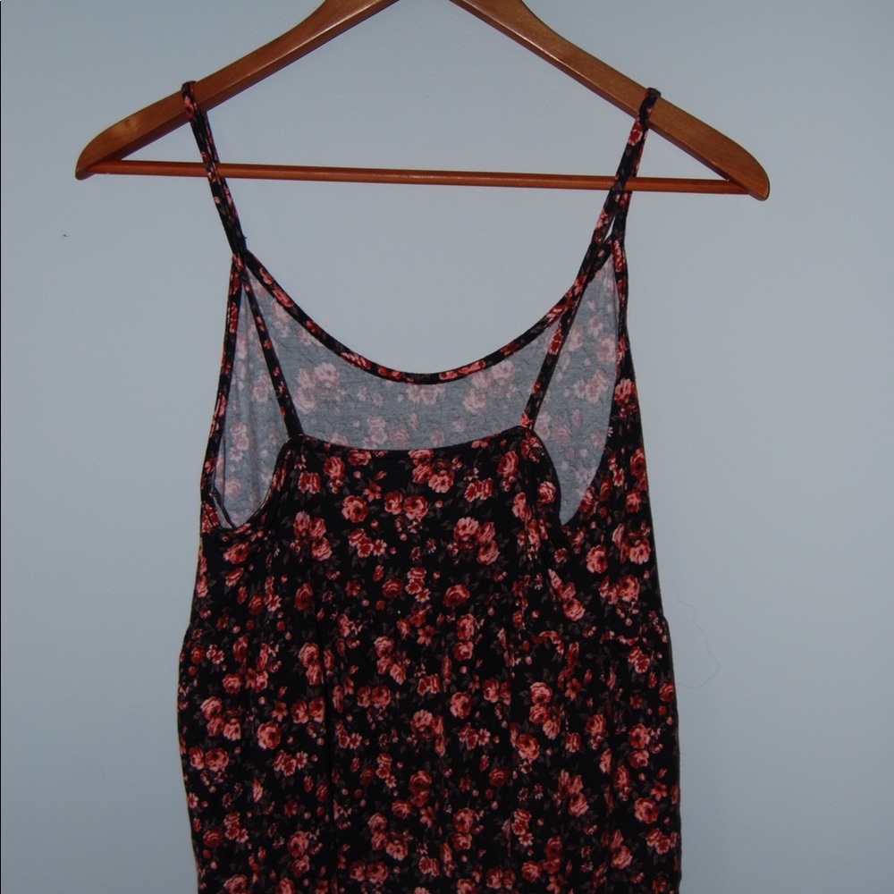 Women’s floral tank top